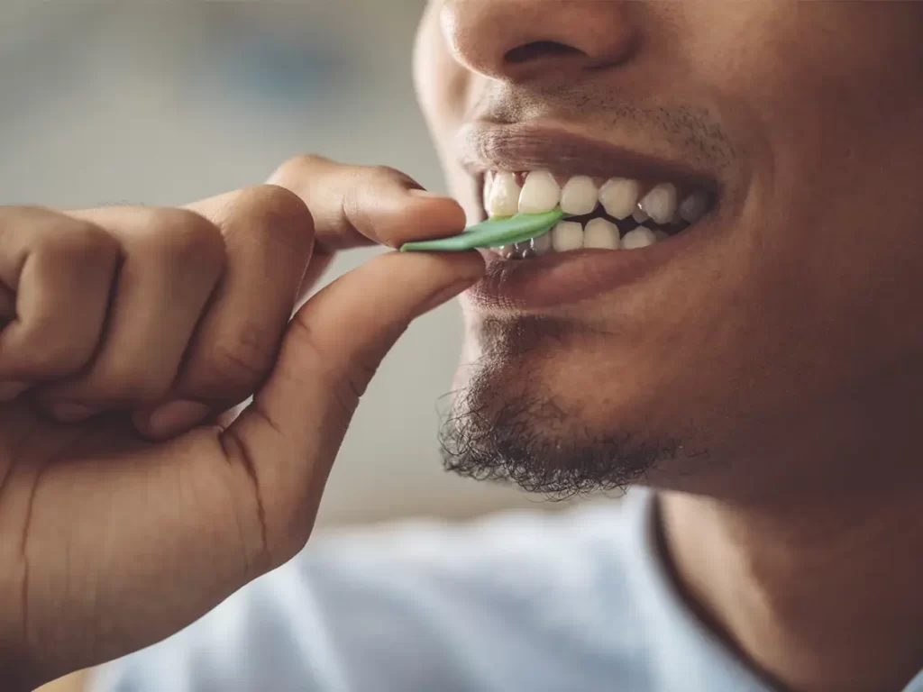 Does Chewing Gum Actually Help Your Jawline?